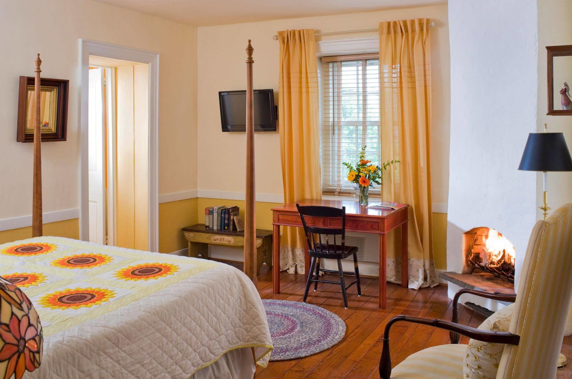 إفراتا Historic Smithton Inn المظهر الخارجي الصورة